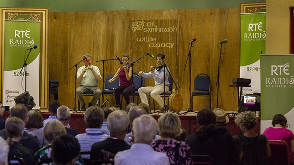 Ceol go maidin le RTÉ RnaG ag Scoil Samhraidh Willie Clancy