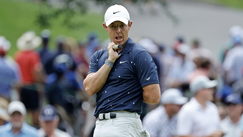 Meltdown late on for McIlroy