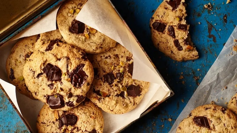 A spiced, decadent crowd-pleaser.