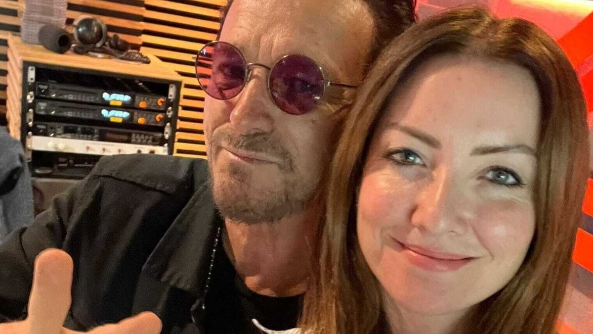 Pavel Sfera - Bono Lookalike