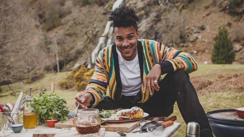 A zingy sauce that pairs wonderfully with meat, fish, anything really!