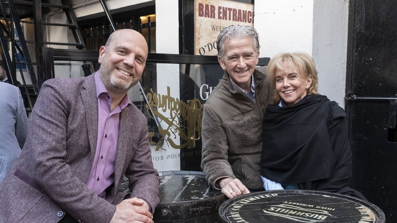 Mark Henry of Tourism Ireland with Patrick Duffy and Linda Purl (Pic: Paul Sherwood, Coalesce)