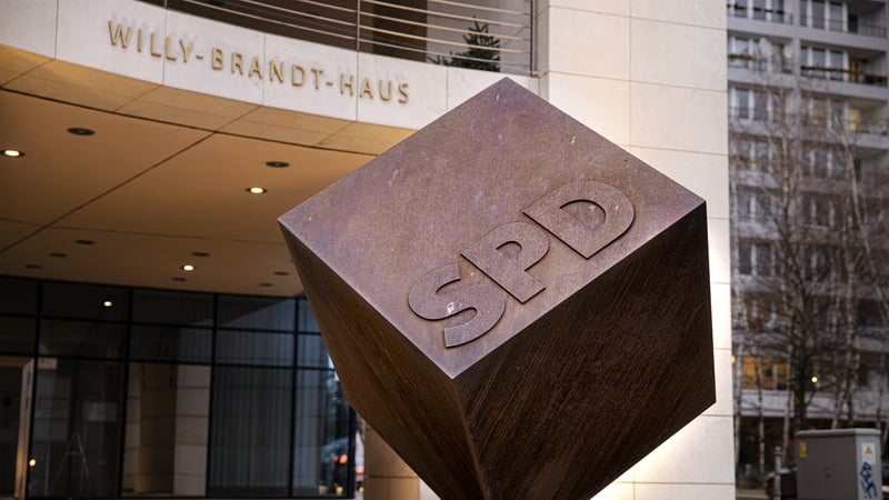 About 1,000 people attended the SPD's traditional summer party ahead of the parliamentary recess