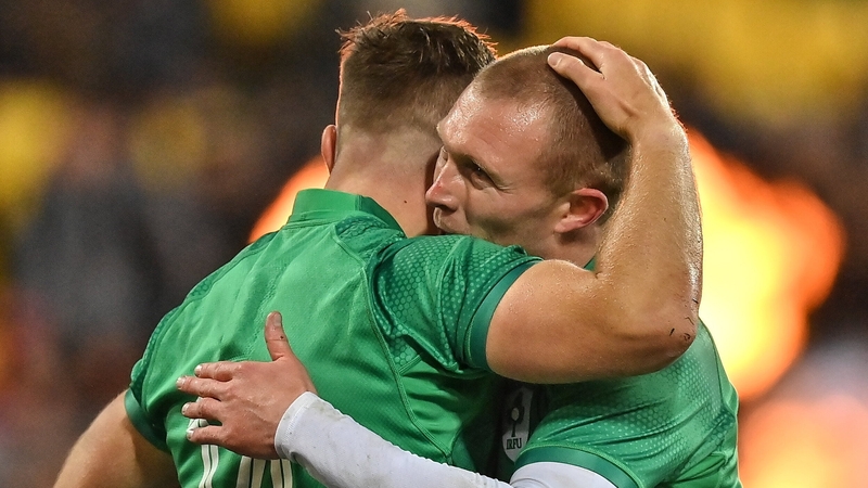 Keith Earls set up Jordan Larmour's first try