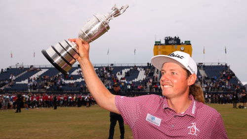 Cameron Smith celebrates with the Claret Jug