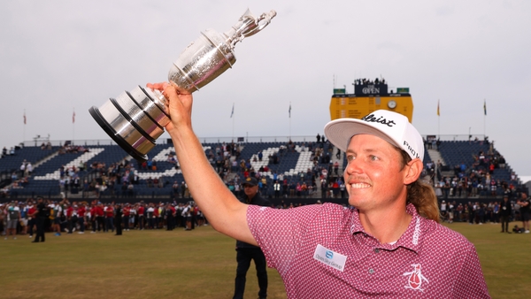 Cameron Smith celebrates with the Claret Jug