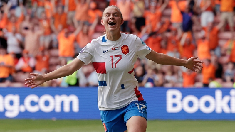 Romee Leuchter's late goals broke the Swiss resistance