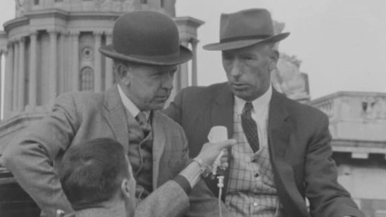 Dublin cab drivers Bill McCarthy and James Land (1962)