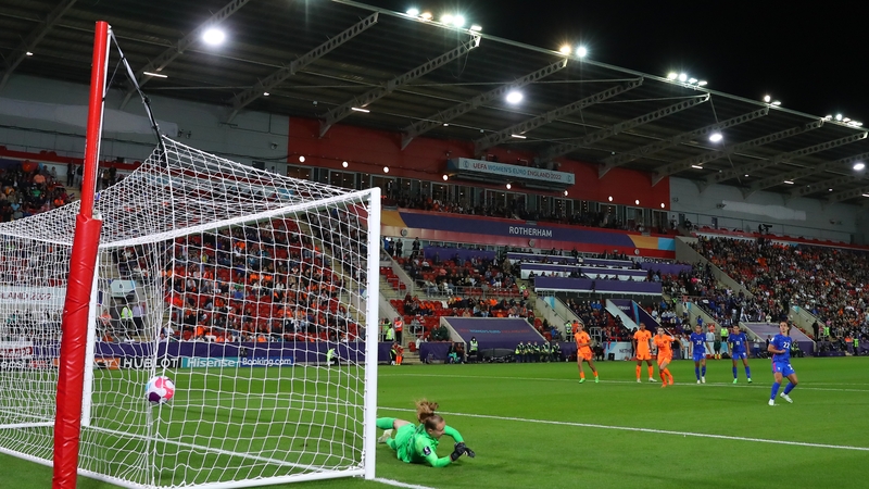 Eve Perisset fired home from the spot