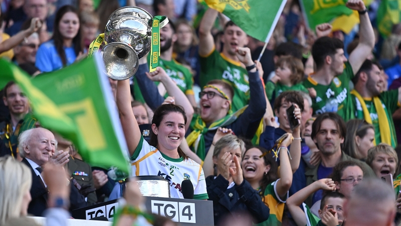 Meath captain Shauna Ennis lifts the Brendan Martin Cup