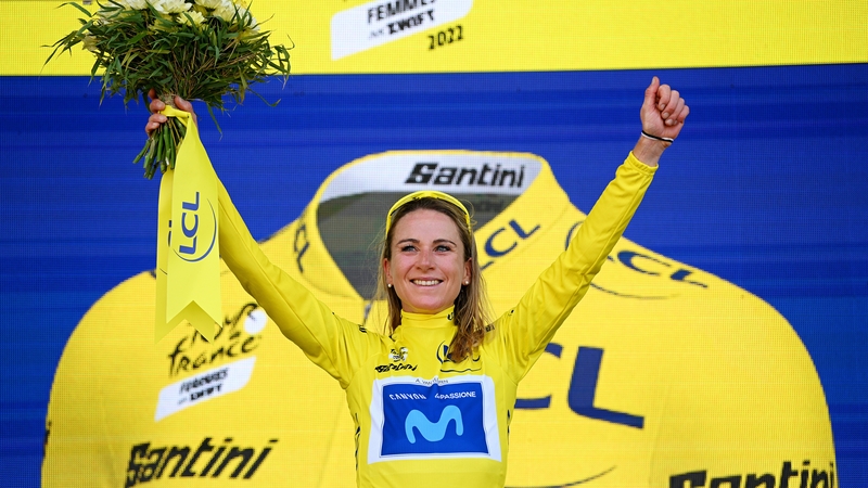 Annemiek van Vleuten celebrates on the podium