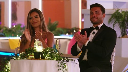 Ekin-Su Culculoglu and Davide Sanclimenti won over viewers with their fiery but passionate relationship that spanned most of the series