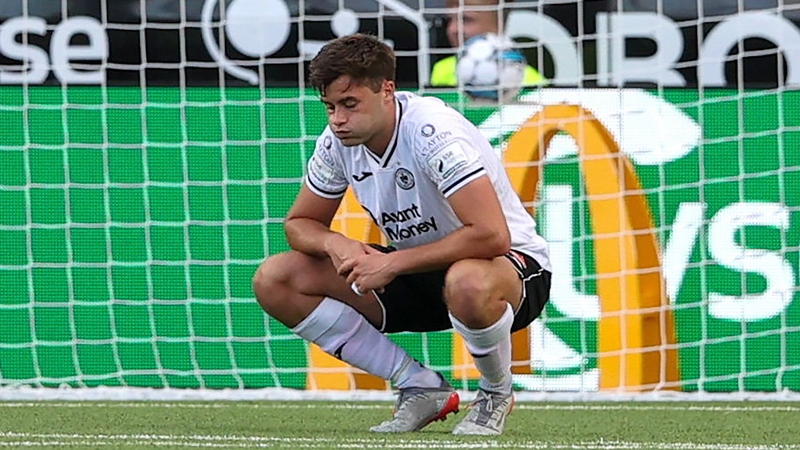 Sligo's Shane Blaney shows his frustrations as Viking make it 4-0