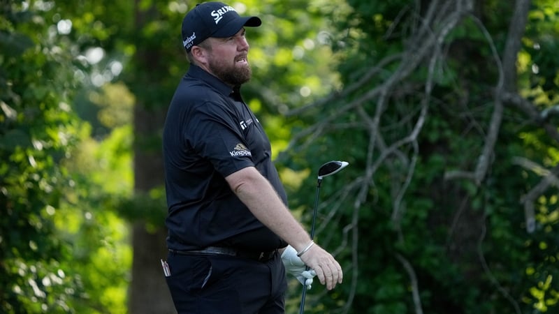 The Offaly man struggled to make the most of his birdie opportunities, but will be about for the weekend