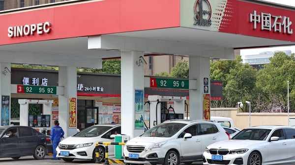 Chinese oil giant Sinopec has announced plans to delist from the US stock market