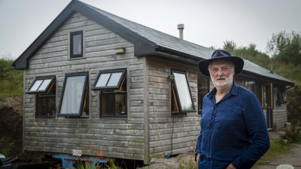 The Man with The Moving House