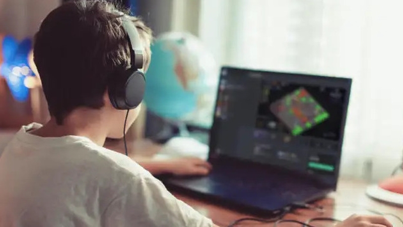 The platform is hugely popular with gamers, but what do parents need to know? Imy Brighty-Potts finds out.