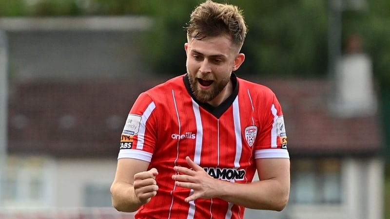 Will Patching celebrates after opening the scoring