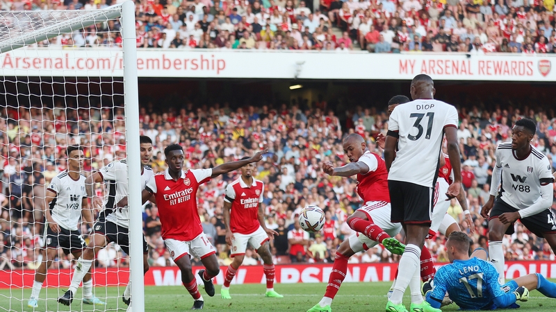 Gabriel Magalhaes scores the winner