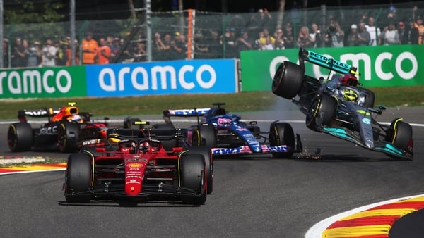 The crash at the start of the Grand Prix