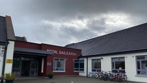 Scoil Sailearna  show image