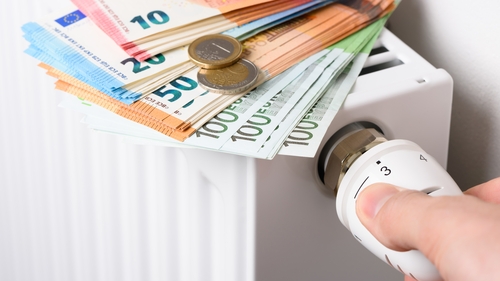 The number of electricity customers who switched last year was almost 18% higher than the previous year