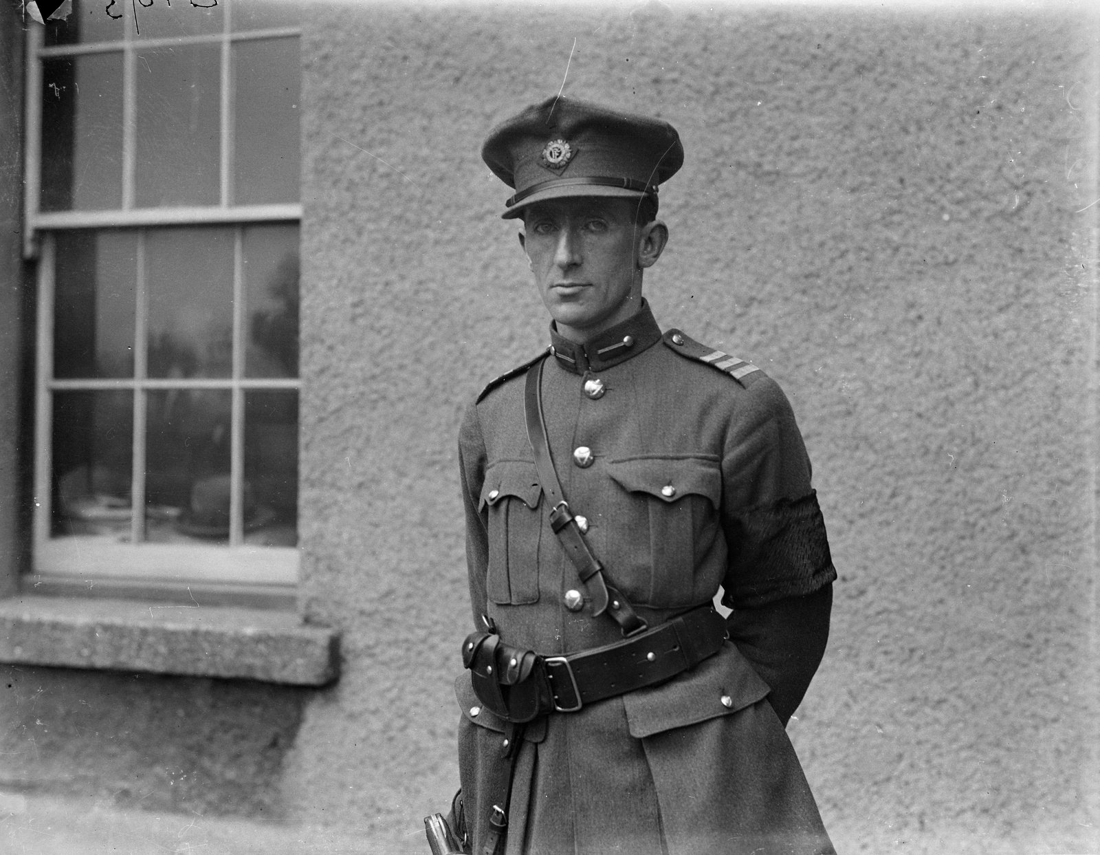 Richard Mulcahy, seen here during the lying in state of Michael Collins. Photo: Central Press/Getty Images