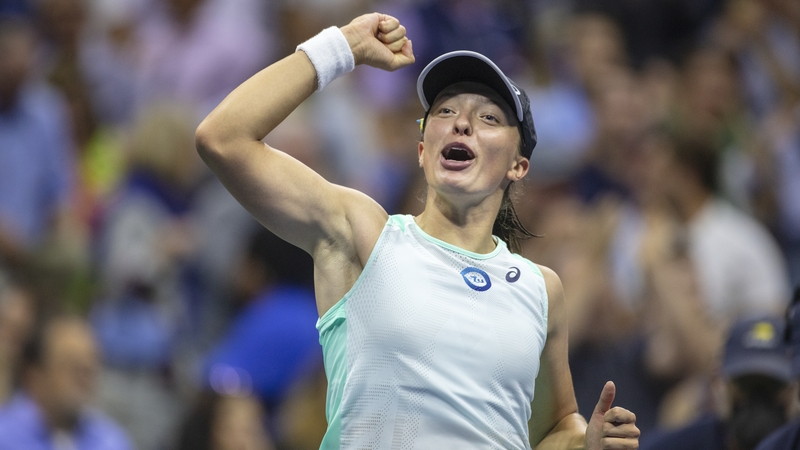 Iga Swiatek celebrates