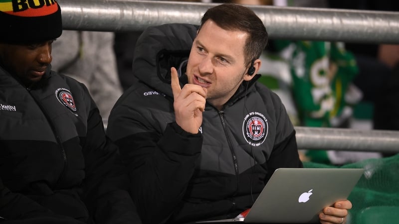 Phiilly McMahon (R) on the sidelines with Bohemians