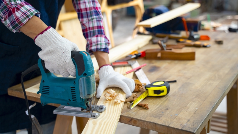 Pearse Doherty said apprentices were earning far less than they should be