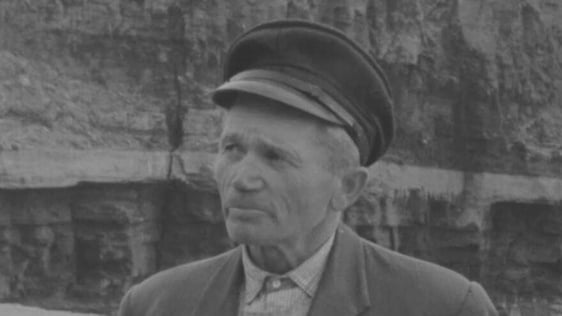 Dinny J McMahon, Cliffs of Moher tour guide (1967)