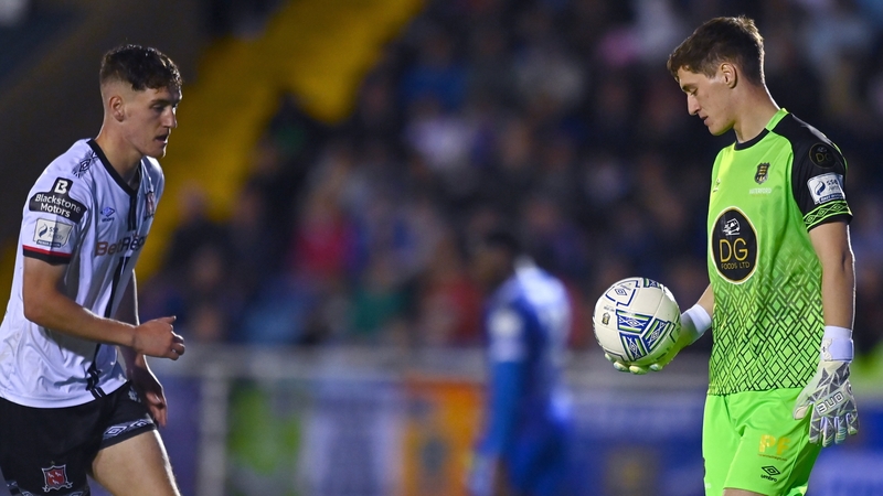 Paul Martin (R) was up against his twin brother John