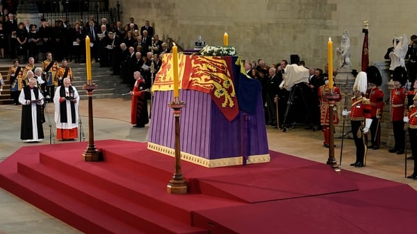 The coffin of Queen Elizabeth in Westminster Hall, London