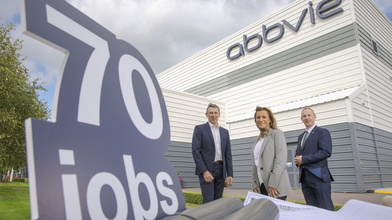 Malcolm Garde, AbbVie site director, Azita Saleki-Gerhardt Executive VP Operations AbbVie and Michael Lohan, Head of Life Science, Engineering and Industrial Technology IDA Ireland