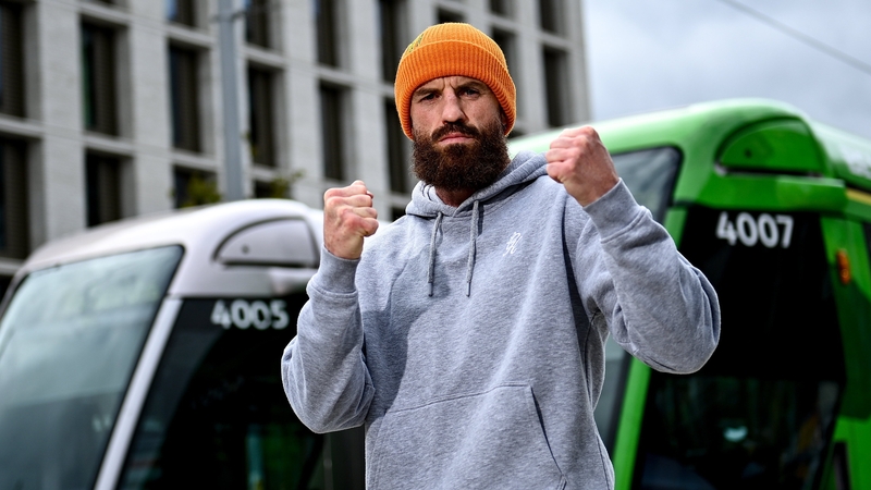 Queally takes on Benson Henderson at the 3 Arena on Friday night