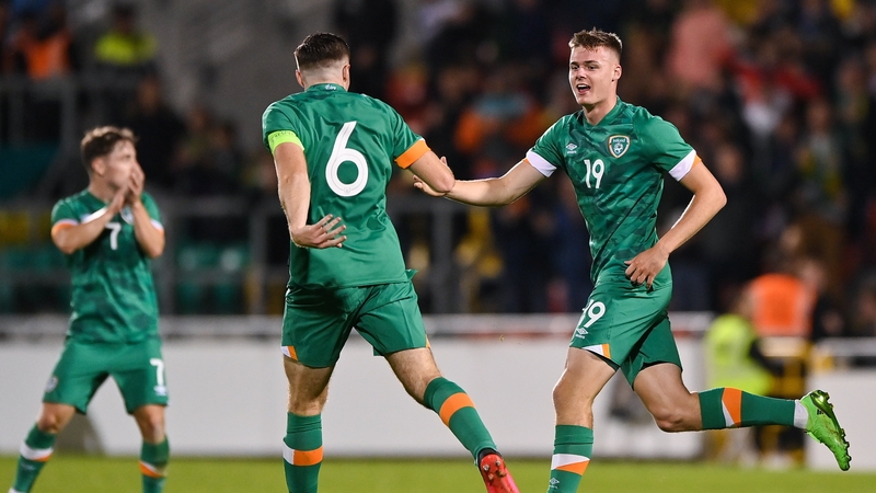 Evan Ferguson celebrates with Conor Coventry