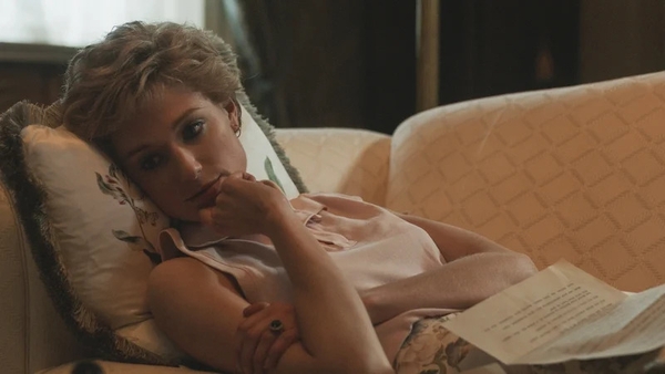 Elizabeth Debicki as Diana, Princess of Wales in The Crown