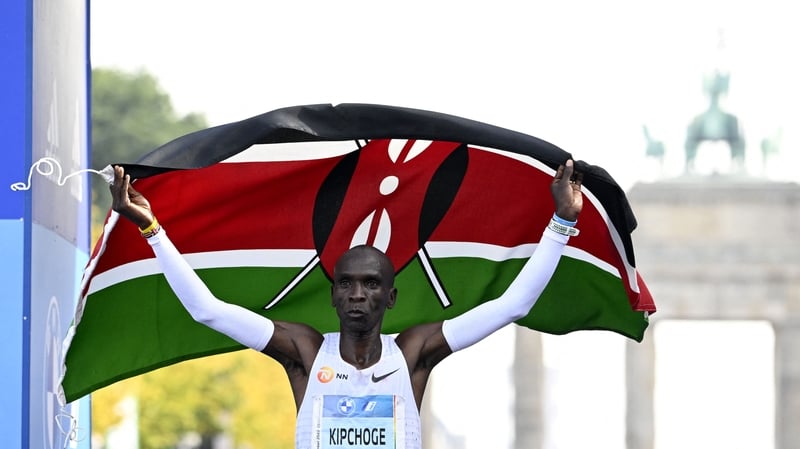 Kipchoge celebrates after winning the Berlin Marathon