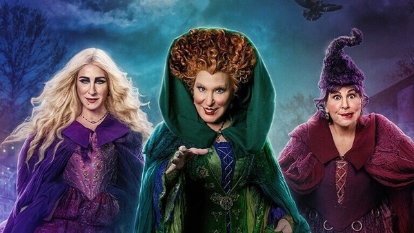 Mrs Harris, Hocus Pocus 2 & more - Arena on the latest movies