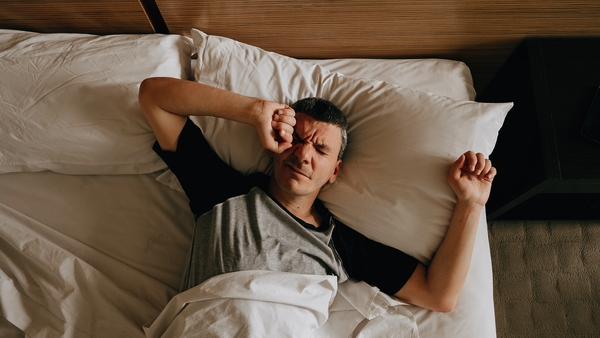 Jen chats to Neuroscientist, Brian Pennie about how we can address burnout, address the causes of fatigue and get the rest we need.