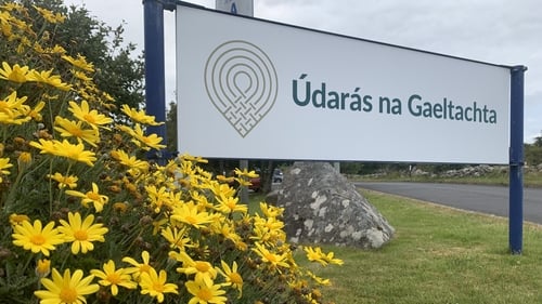 Bhí Údarás na Gaeltachta gan bord le mí anuas ó tháinig deireadh le téarma an bhoird dheiridh i mí Eanáir.