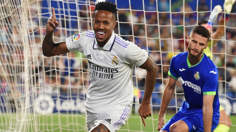 Eder Militao celebrates