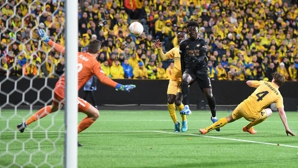 Bukayo Saka scores for Arsenal