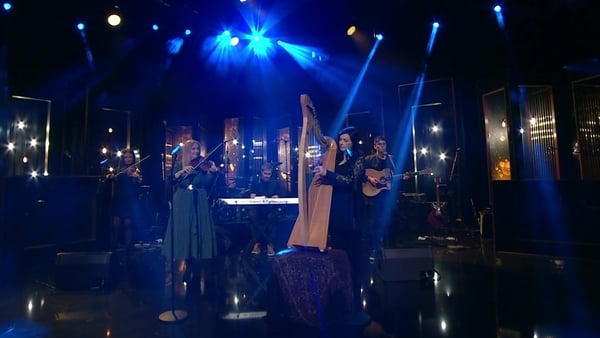 Late Late: Moya Brennan & Mairéad Ní Mhaonaigh sing In My Life