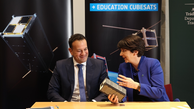 Tánaiste Leo Varadkar with UCD's Vice-President for Research, Innovation and Impact Professor Orla Feely