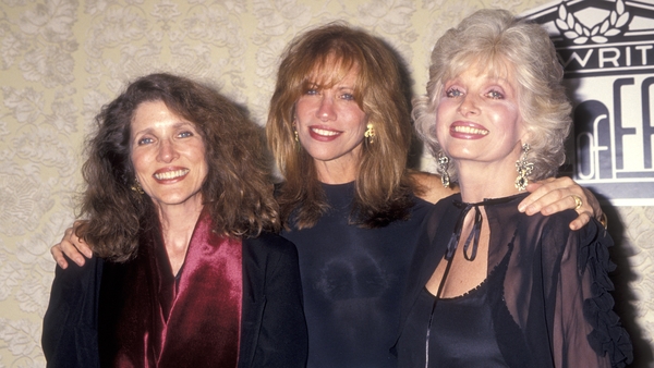 (L-R) Lucy, Carly and Joanna Simon, pictured in New York in June 1994 Photo: Getty Images
