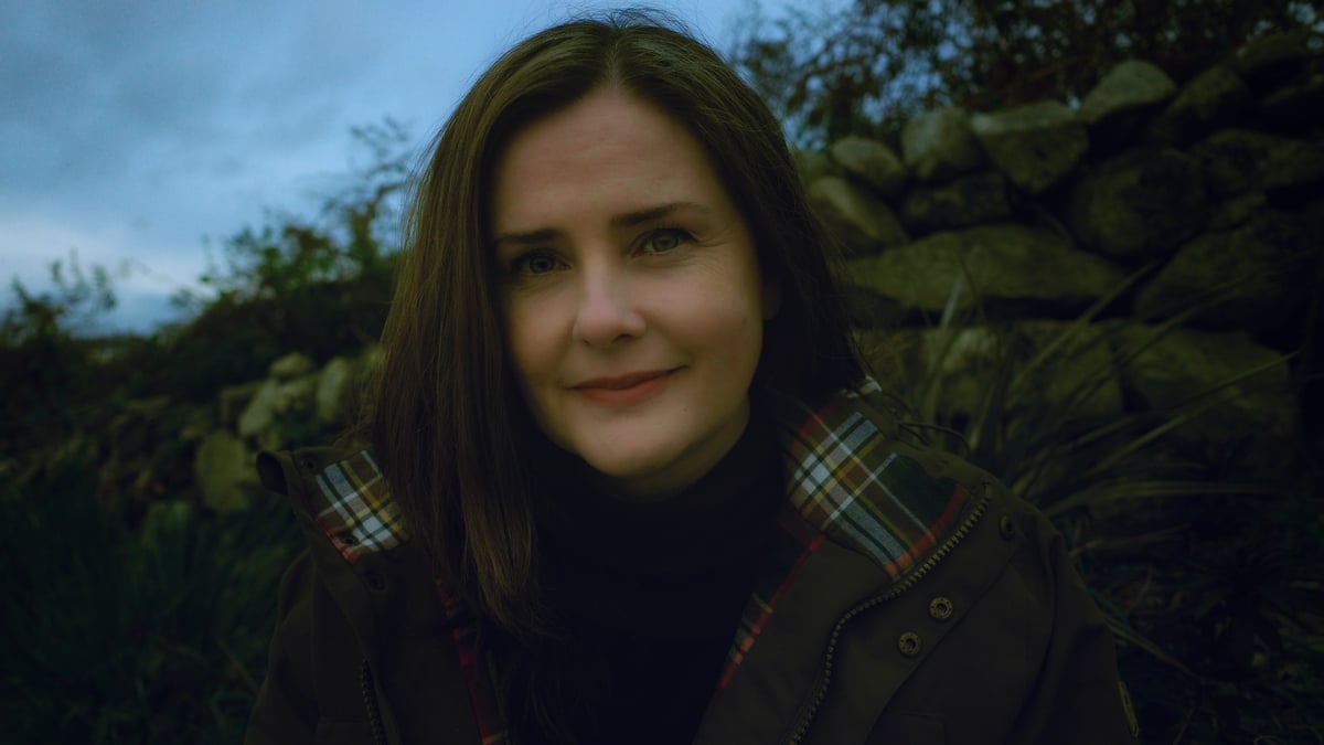  Treasa Bhreathnach