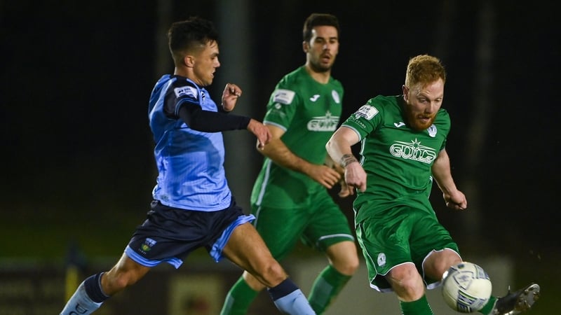 UCD have caught up with Finn Harps late in the season, opening up a three-point advantage