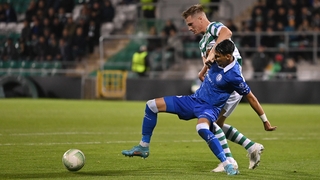 Ibrahim Salah holds off Daniel Cleary