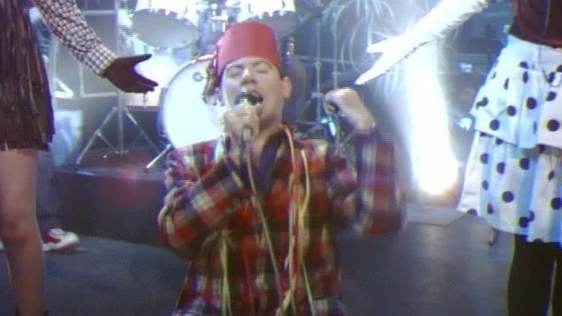 Paul Hayes And The Bottles on 'Non Stop Pop' (1982)